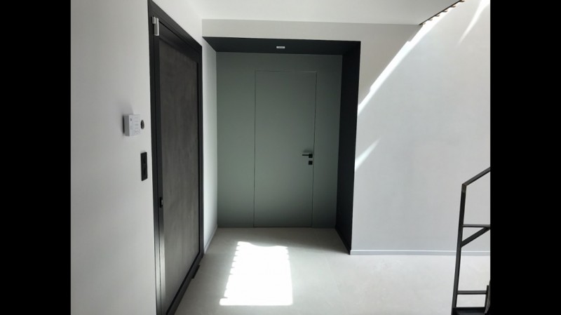 Chantier de peinture  de 850 m² à Marseille 13008 dans une maison neuve construite par l'architecte Marseillais TOGU