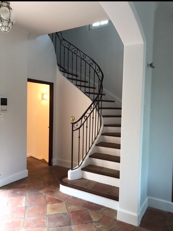 Peinture décoration d’un chantier à Saint-Cyr-les Lecques