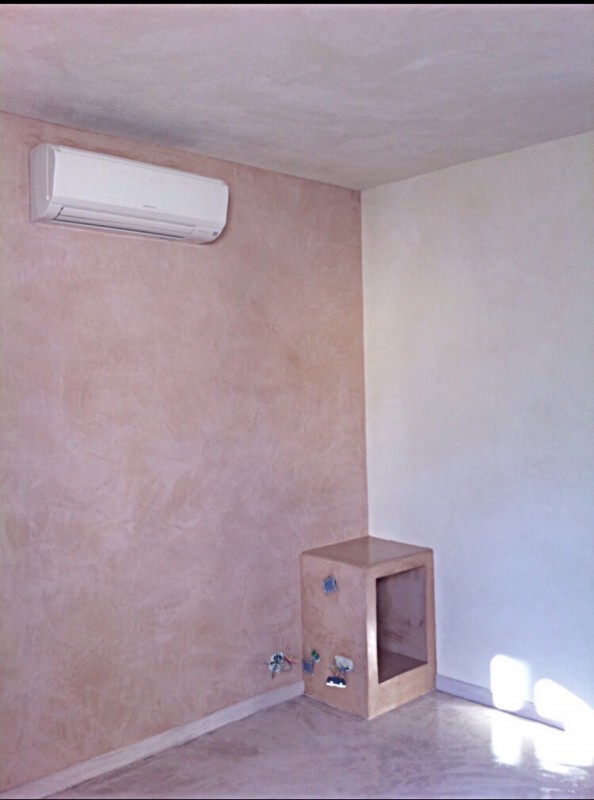 Décoration d’extérieur et d’intérieur d’une maison à Marseille.