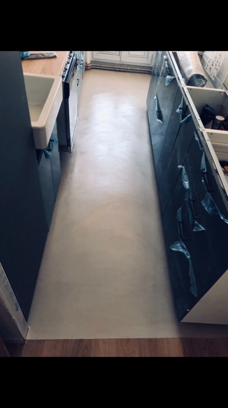 Chantier salle de bain complete en tadelakt à Marseille