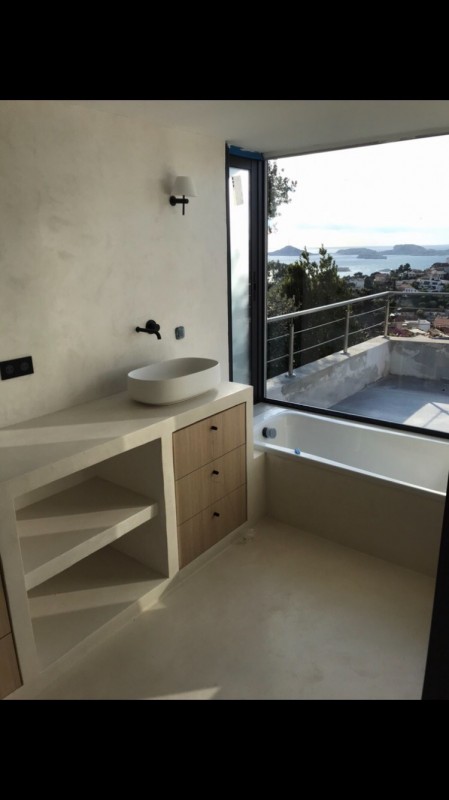 Rénovation de l'intérieur de maisons et appartements situés à Marseille